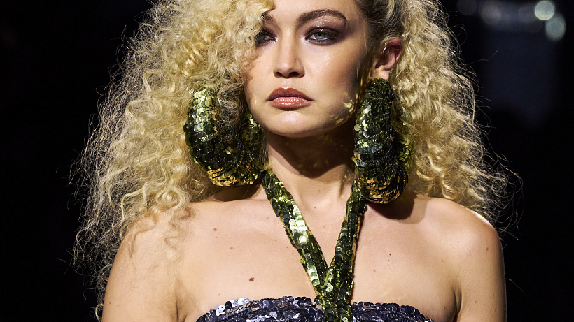 Mořské vlny à la Ariel nejsou pouze prázdninovým trendem k moři.