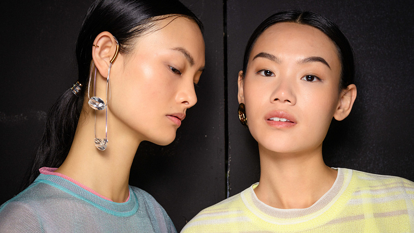 Přírodní látku RESVERATROL s anti-aging potenciálem najdete v ovoci, červeném víně a stále častěji i v kosmetických produktech.