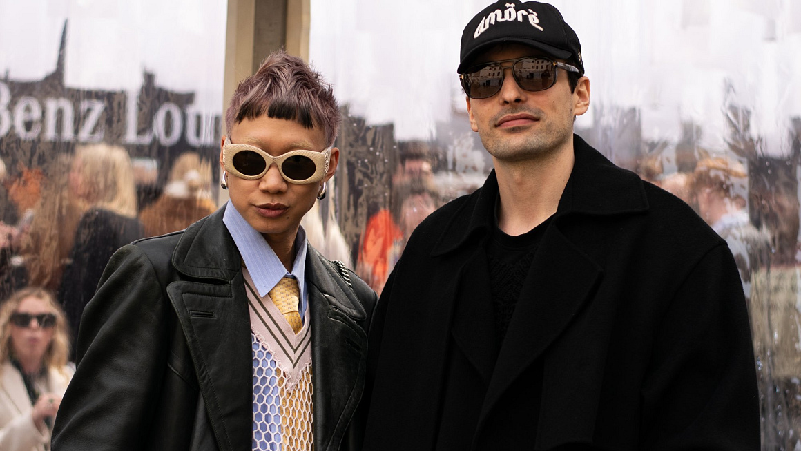Závěrečný den přilákal slavné fashionisty i mezinárodní hosty na galavečer Harper's Bazaar.