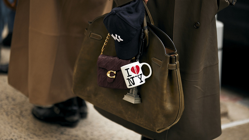 Jako jako birkinka Jane Birkin aneb přívěsky na kabelky jsou opět in