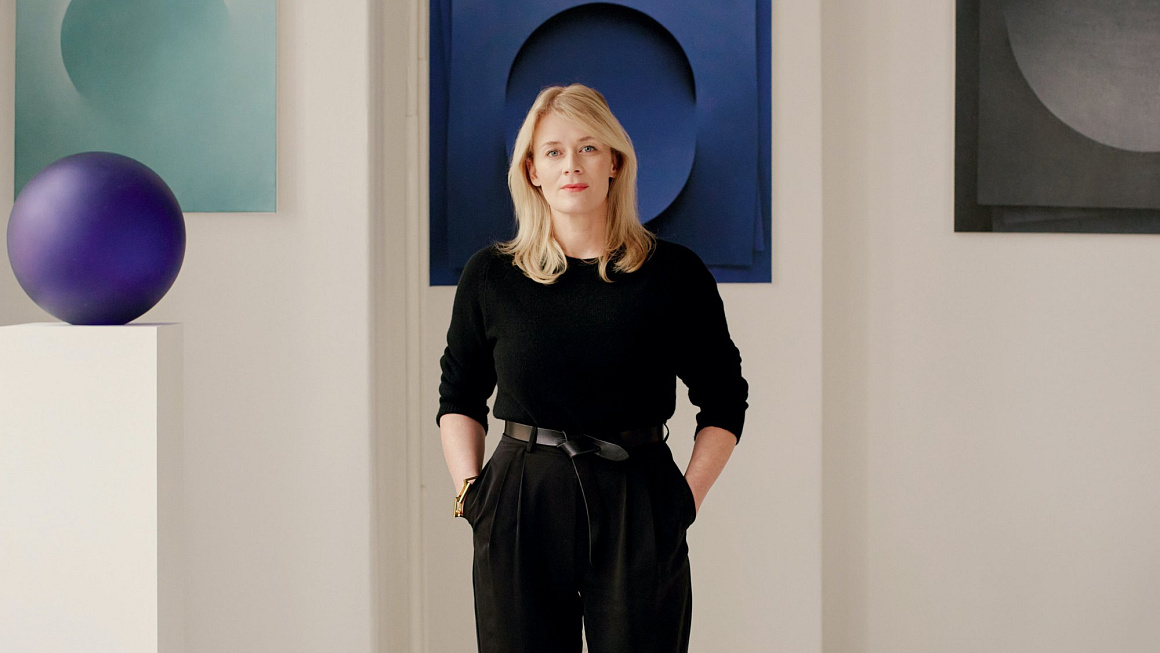 Galerie KodlContemporary se již sedm let věnuje domácímu současnému umění. Harper’s Bazaar proto ve spolupráci s galerií vybral sedm tvůrkyň, které hýbou českou uměleckou scénou. Ať už vytvářejí expresivní malby, minimalistická plátna, nebo fotí, pokaždé