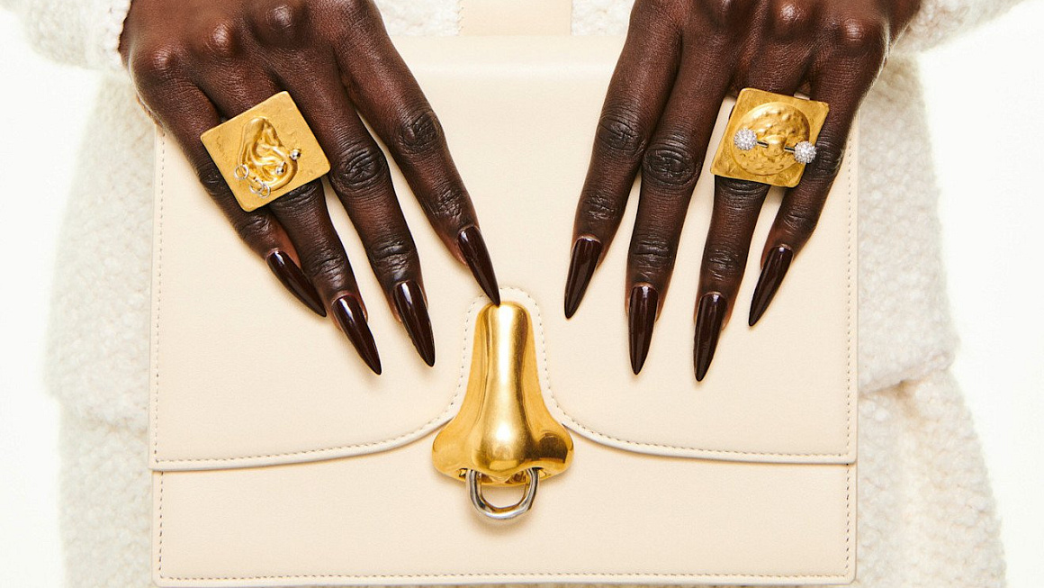 Nail trendy na léto 2024