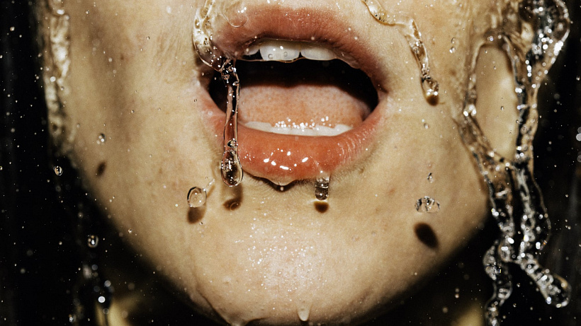 Hydratační krém je základem v péči o pleť, který je třeba pečlivě vybírat. Na co si dát při výběru pozor?