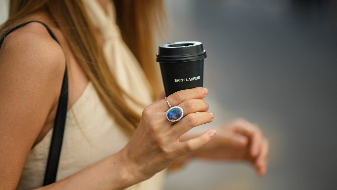 Ranní káva je zárukou harmonie a v některých případech i zárukou delšího života našeho okolí. Podle nejnovějších poznatků ale umí prodloužit život i nám!