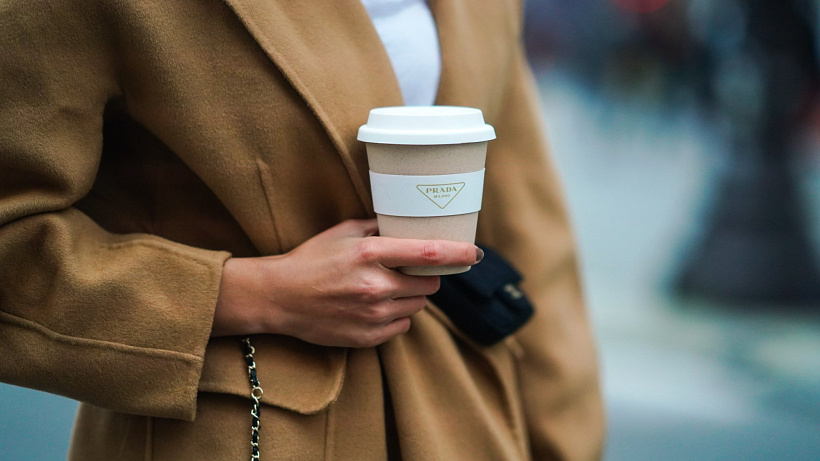 Malá změna, velké vylepšení. Mikrodávkování kofeinu vám pomůže udržet si energii po celý den (bez tlukoucího srdce a nervozity).