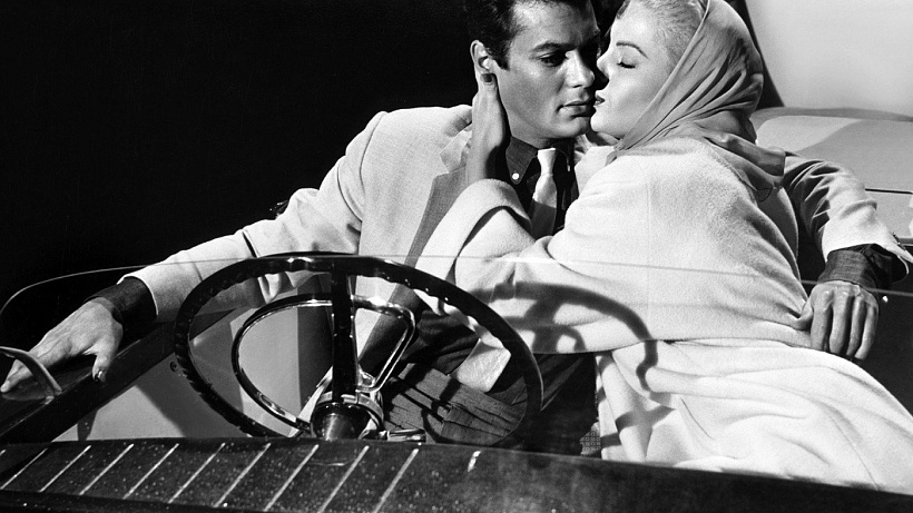 Chválit muže není hřích