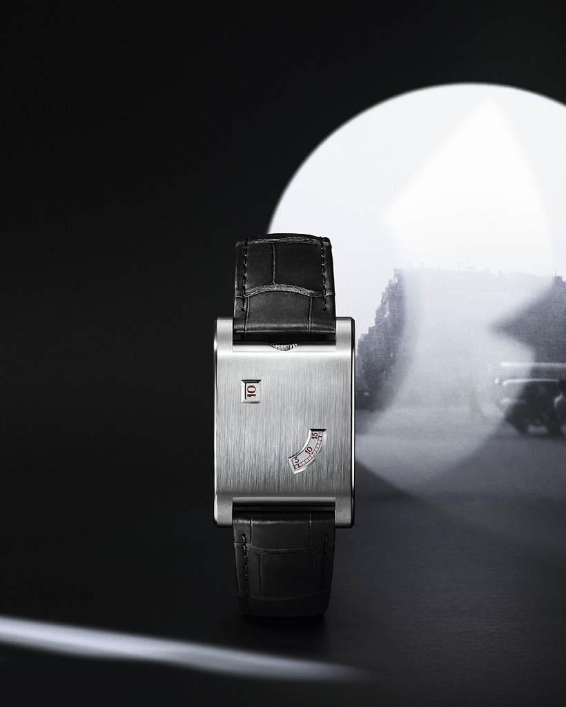 Cartier Privé Tank à Guichets Platinum