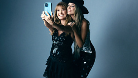 PROČ SE ŽENY S PŘIBÝVAJÍCÍM VĚKEM STÁVAJÍ NEVIDITELNÝMI?Jak upozorňují známé tváře jako Jane Seymour nebo Tina Lifford, „unseenism“ je reálným (a nezanedbatelným) problémem.