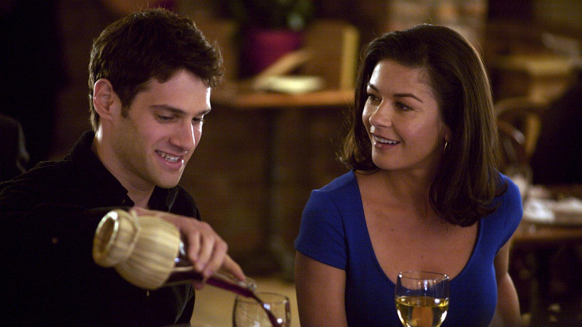 Ztracena v překladu. Chodit s cizincem je zábavné a vzrušující. Ale jak rozeznat, co všechno jsou ještě roztomilé kulturní rozdíly a co už varovné červené praporky, které není dobré omlouvat, ať už jsme v Praze, Paříži, nebo Pekingu, píše pro Harper’s Baz