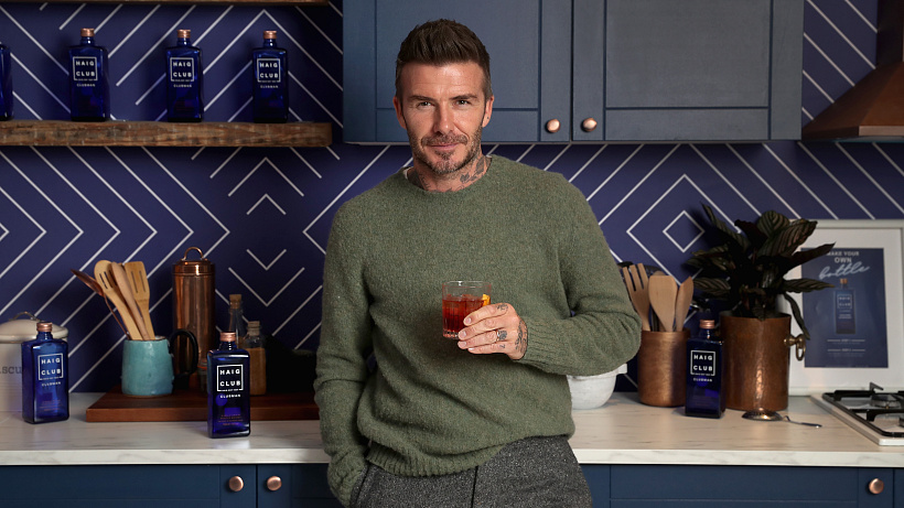 Cheers! aneb Znáte alkoholové brandy slavných osobností?