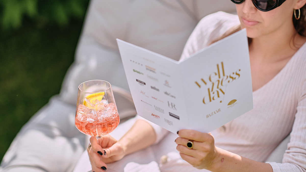 Masáže, jóga, diagnostika pleti, beauty novinky či módní doplňky – co všechno přinesl čtvrtý Harper's Bazaar Wellness day?
