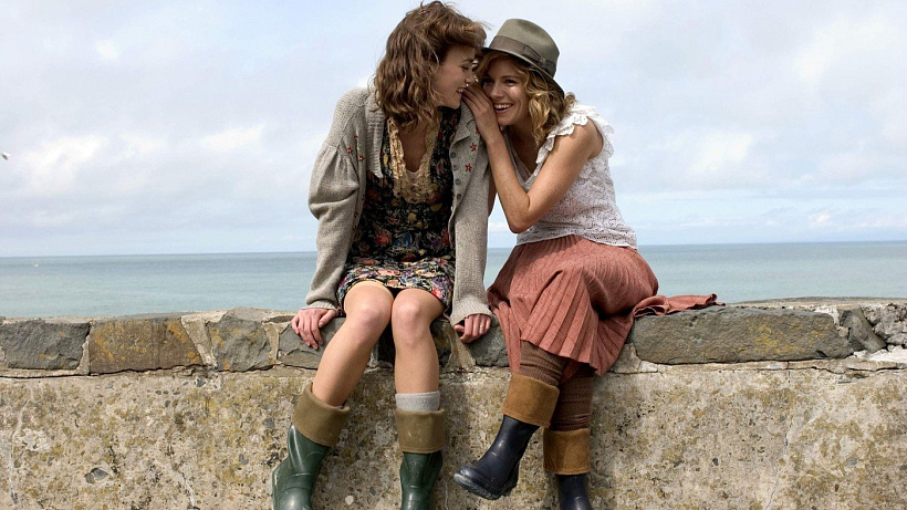 Manuál, jak si najít nové přátele v dospělosti. Je vám nad 35 a máte problém najít si nové přátele? Podle odborníků v tom nejste sami.