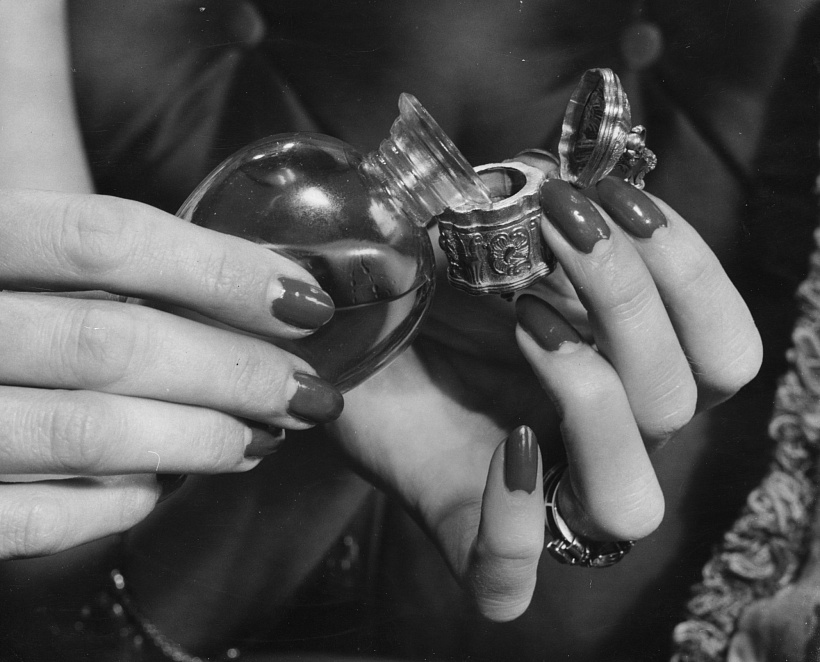Eau de parfum: Kůže