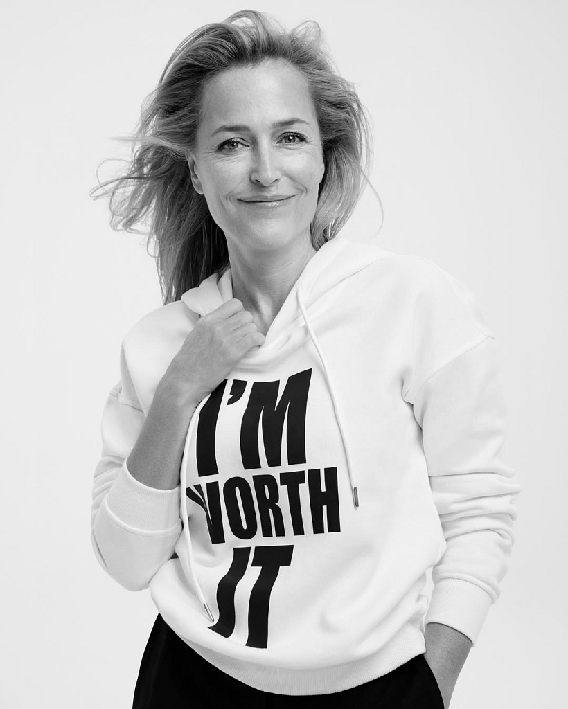 L’Oréal Paris Gillian Anderson