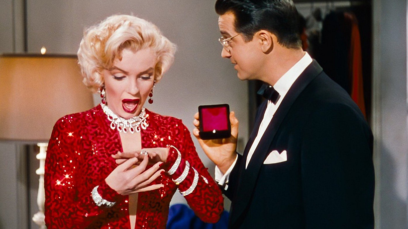 Love bombing: Jak poznat zdravou hranici zamilovanosti? Jsou zprávy na dobrou noc a hned po probuzení a pugety růží zdravým projevem lásky, nebo už se jedná o red flags?