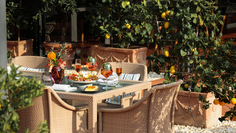 Tip Kristýny Mazánkové: Prostřeno. Tipy na nejzajímavější produkty, kterými rozveselíte každou snídani, oběd i večeři.