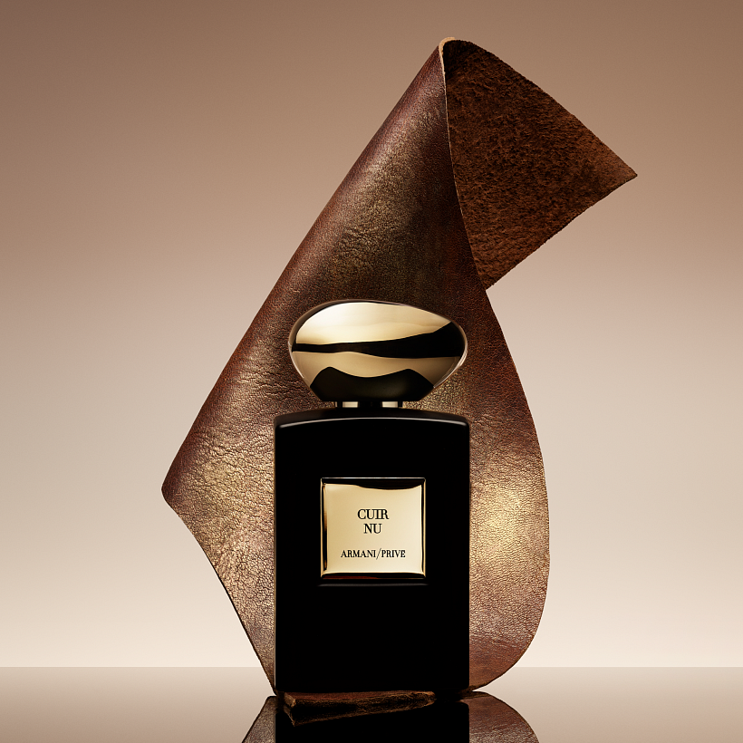 Giorgio Armani Privé Cuir Nu