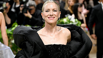 TAJEMSTVÍ KRÁSY PODLE NAOMI WATTS