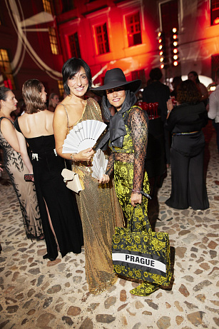 European Runway Mercedes-Benz Prague Fashion Week v režii Harper's Bazaar