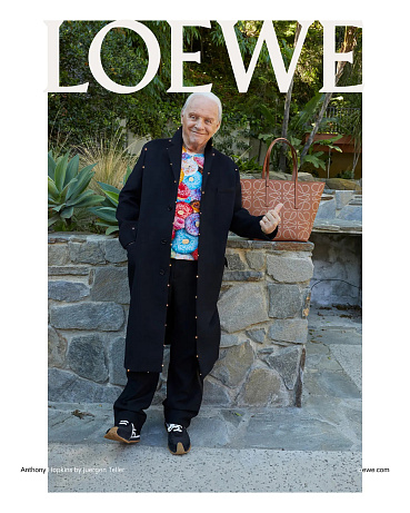 Sir Anthony Hopkins pro Loewe