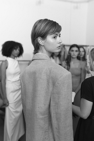 European Runway Mercedes-Benz Prague Fashion Week v režii Harper's Bazaar