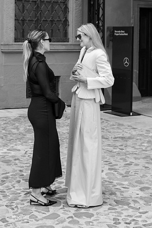 Street style Mercedes-Benz Prague Fashion Week