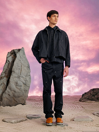 Jan Société představuje uniformy pro český národní pavilon na EXPO 2025 v Ósace.