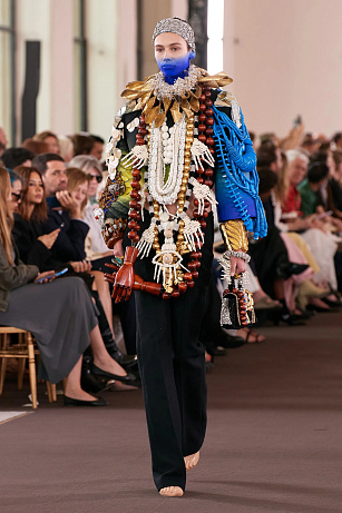 Haute couture kolekce Schiaparelli podzim 2023