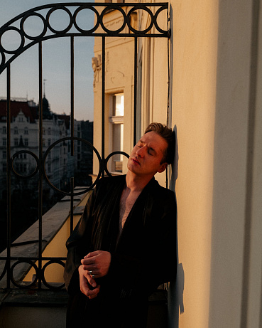 Backstage příprav hostů na předávání cen Český lev 2025