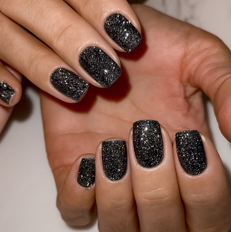 Nail trend: sametové nehty