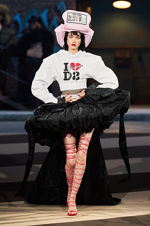 Dsquared2 FW 2025 - oslava 30 let domu