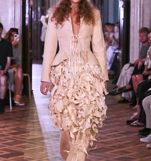 Hana Valtová na Mercedes-Benz Prague Fashion Week
