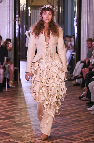 Hana Valtová na Mercedes-Benz Prague Fashion Week