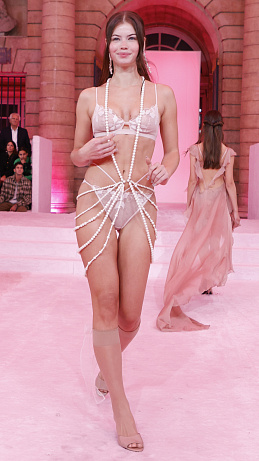 Nová kolekce Etam představená na Paris Fashion Week