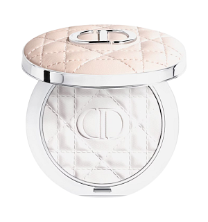 DIOR Forever Nude Radiant Filter Dostupnost: parfumerie Cena: 1 549 Kč
