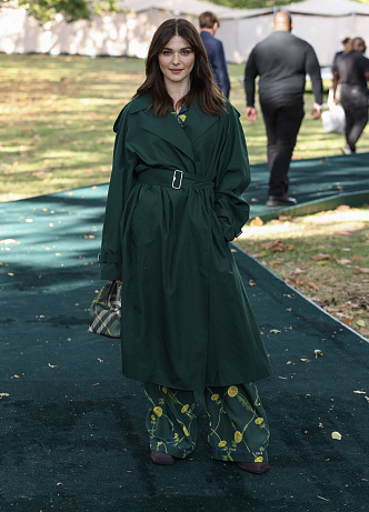 Anglická růže Rachel Weisz: proč je herečka zosobněním nonchalant elegance