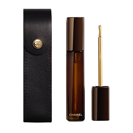 Nejlepší balzámy na rty tento podzim a zimu voní i chutnají po perníčcích, šumivém víně, čokoládě a vanilce