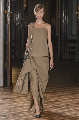 Avenir na Mercedes-Benz Prague Fashion Week