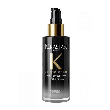 KÉRASTASE Chronologiste Overnight Youth Serum (noční omlazující bezoplachové sérum pro hloubkovou regeneraci, eliminaci krepatění a obnovu objemu během spánku) Dostupnost: Notino, specializované e-shopy a kadeřnické salony Cena:  980 Kč (90 ml)
