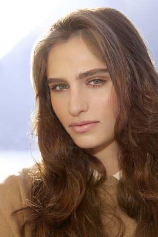 Chanel Cruise 2026, Lago di Como backstage beauty