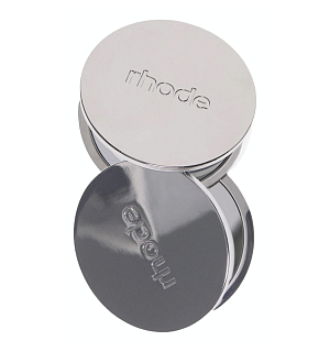 RHODE   Rhode Mirror – Kompaktní zrcátko   Dostupnost: Rhode Skin   Cena: 24 $