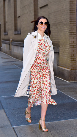 Anglická růže Rachel Weisz: proč je herečka zosobněním nonchalant elegance
