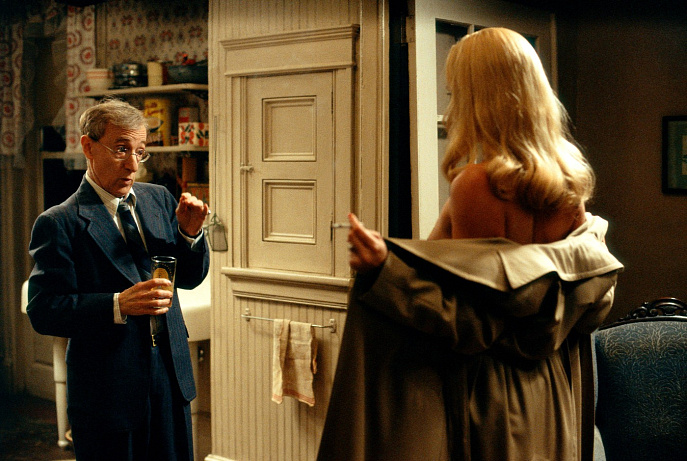 The Curse of the Jade Scorpion (Prokletí žlutozeleného škorpióna, 2001)