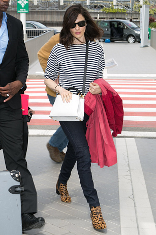 Anglická růže Rachel Weisz: proč je herečka zosobněním nonchalant elegance