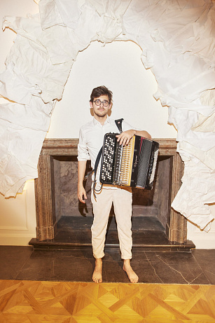 European Runway Mercedes-Benz Prague Fashion Week v režii Harper's Bazaar