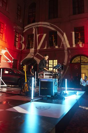 European Runway Mercedes-Benz Prague Fashion Week v režii Harper's Bazaar