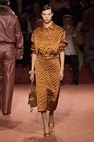 Fendi FW2025 – oslava 100 let domu