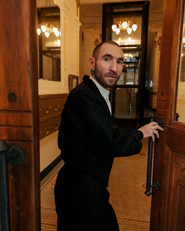 Backstage příprav hostů na předávání cen Český lev 2025