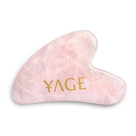 YAGE  Masážní kámen gua sha z růženínu  Dostupnost: Líčírna Organics  ﻿Cena: 599 Kč