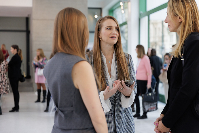 Ženy sobě: Kérastase Power Talks 2024